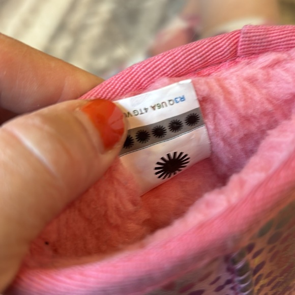 Ugg Australia Girls Classic II Stellar  Pink Shimmer Leopard Boots 7 toddler - Picture 8 of 8